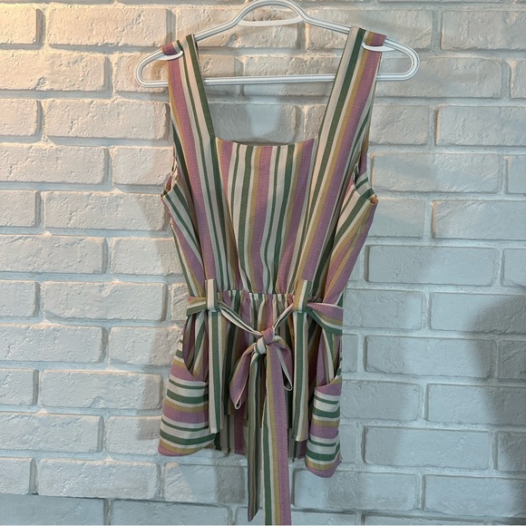 Pastel Sleeveless Top with Peplum and Tie Detail and square neckline Size L - Picture 9 of 14